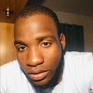 Meet your Posher, Manzy